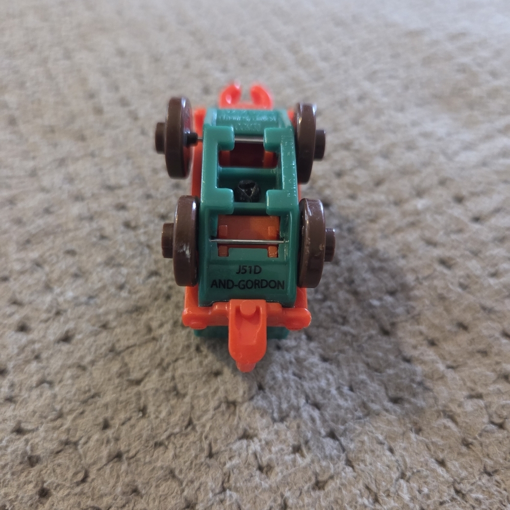 Thomas & Friends Minis Engine - Andes  Mint theme train 2" 2014 - Picture 7 of 10